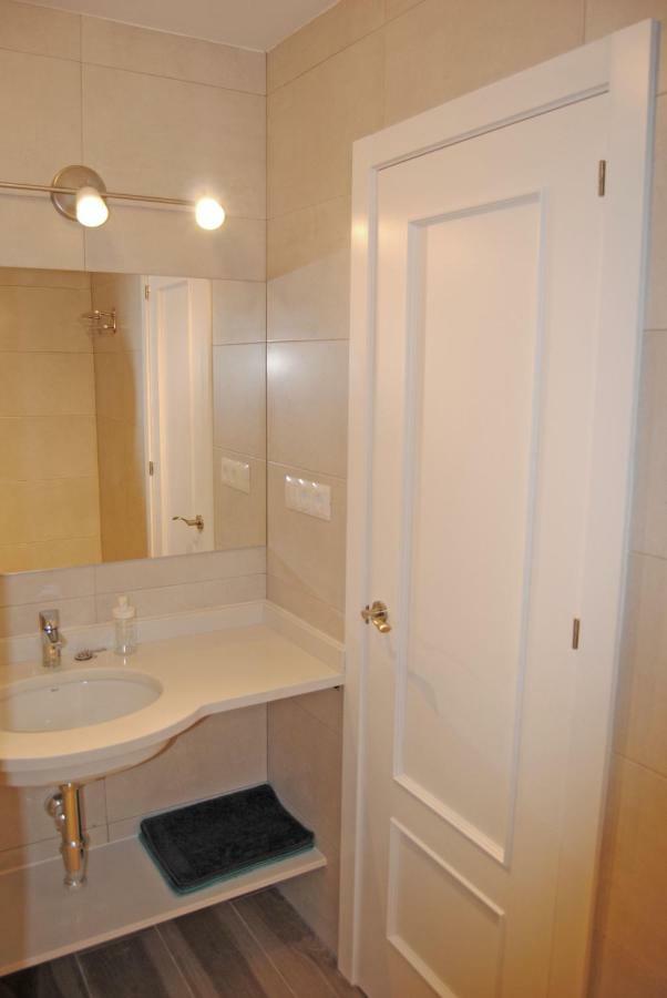 Recently Refurbished Apartment With Sea Views. Fuengirola Bagian luar foto