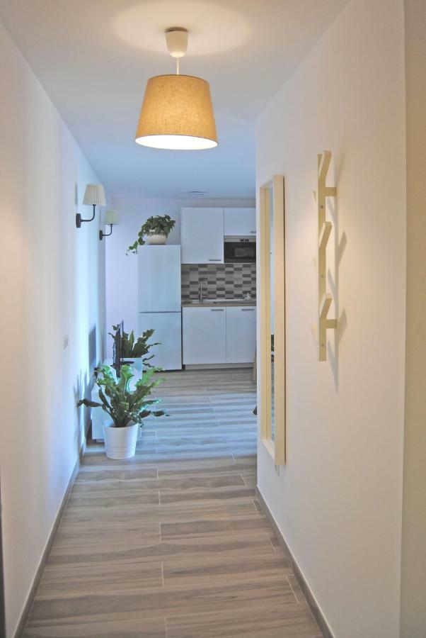 Recently Refurbished Apartment With Sea Views. Fuengirola Bagian luar foto
